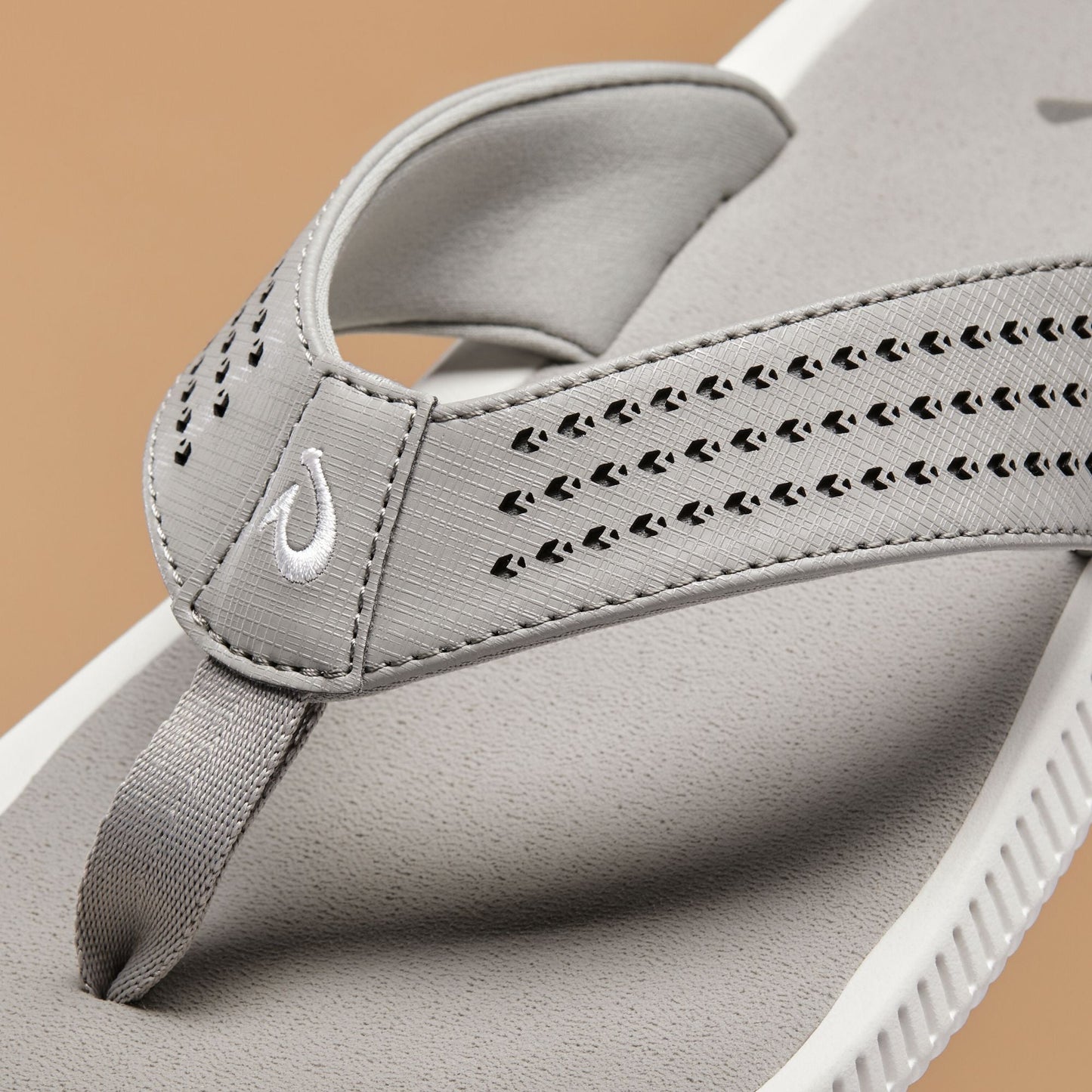 OluKai Ulele Golf - Ash