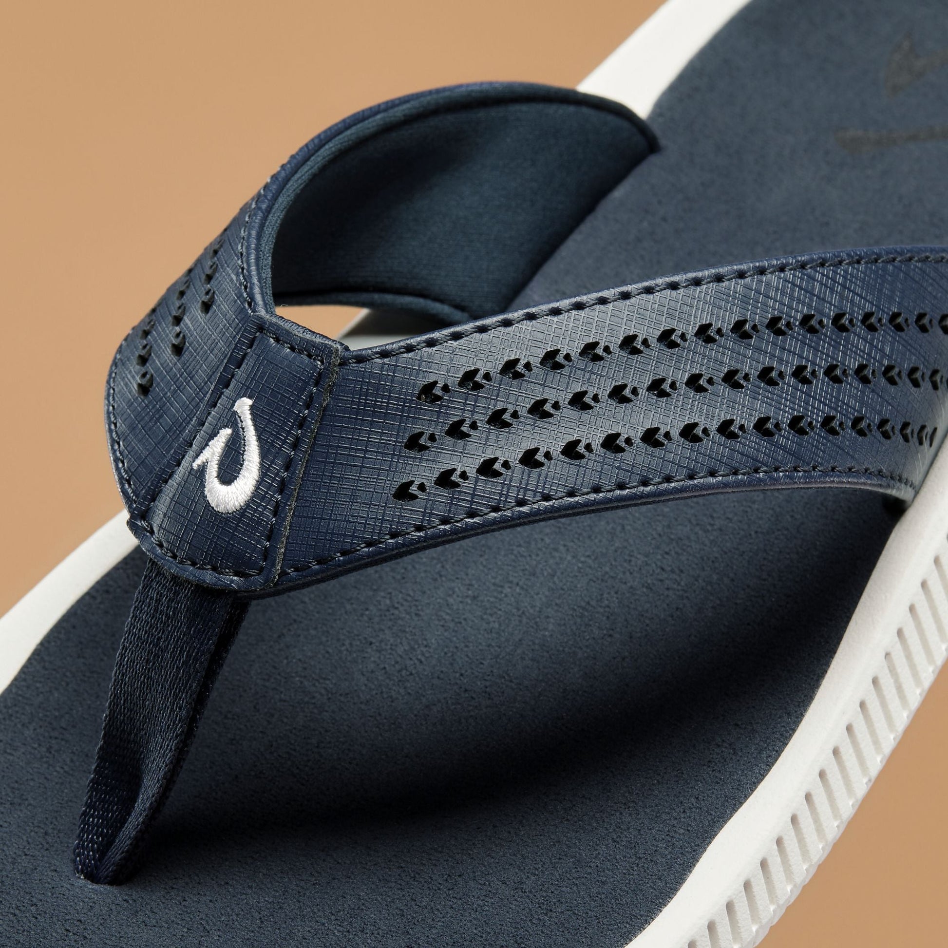 OluKai Ulele Golf - Trench Blue