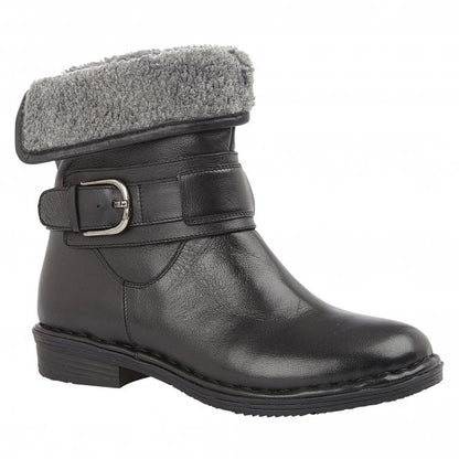  Black Leather Matterhorn Ankle Boots | Lotus